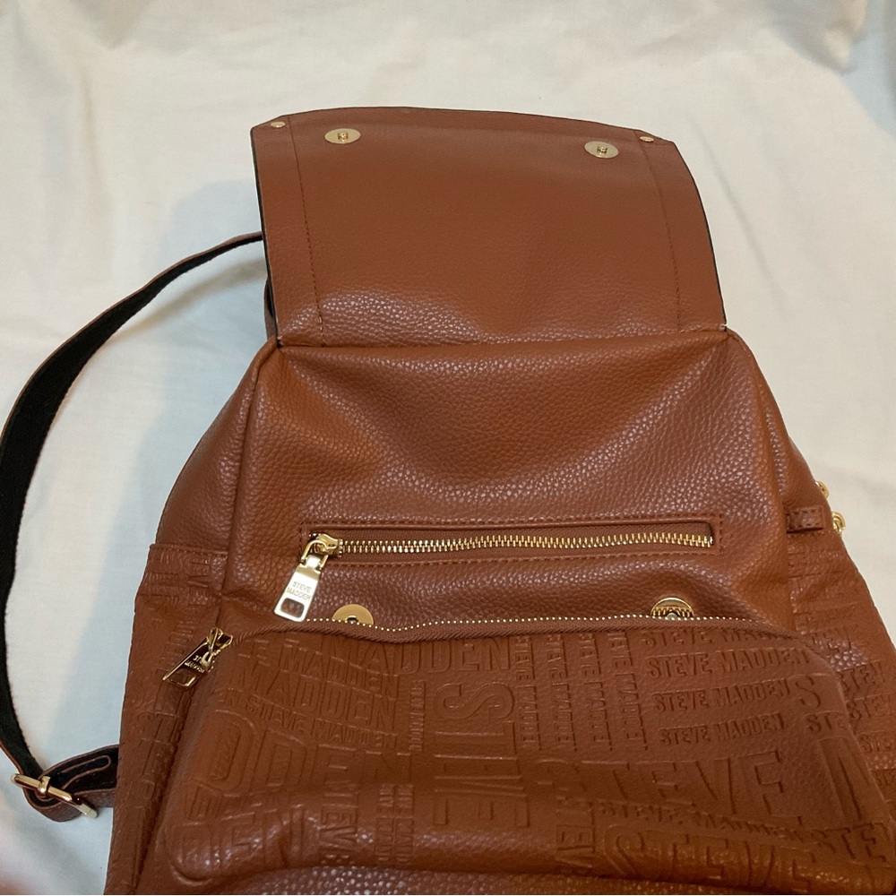 Steve Madden Brown Faux(?) Leather Backpack Purse Gold EUC - Picture 5 of 10